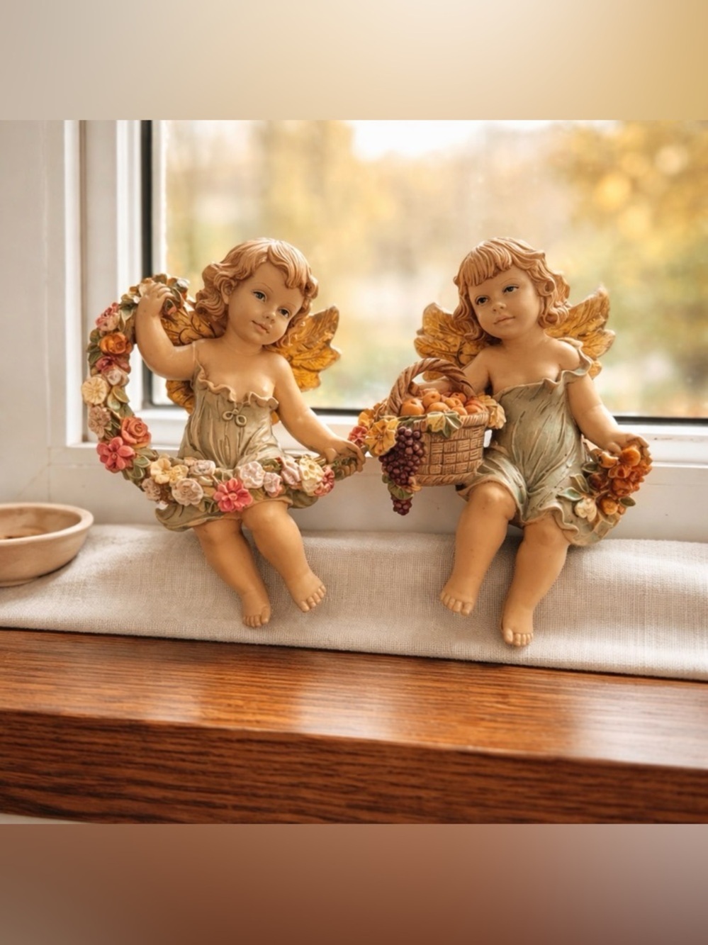 Italy Cherub Angel Figurine Pair in Soft Pastel Tones